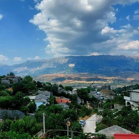 Bala Private Veranda With Mountain View Free Parking And Wifi *