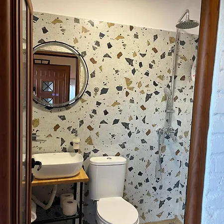 Bala ジロカストラ